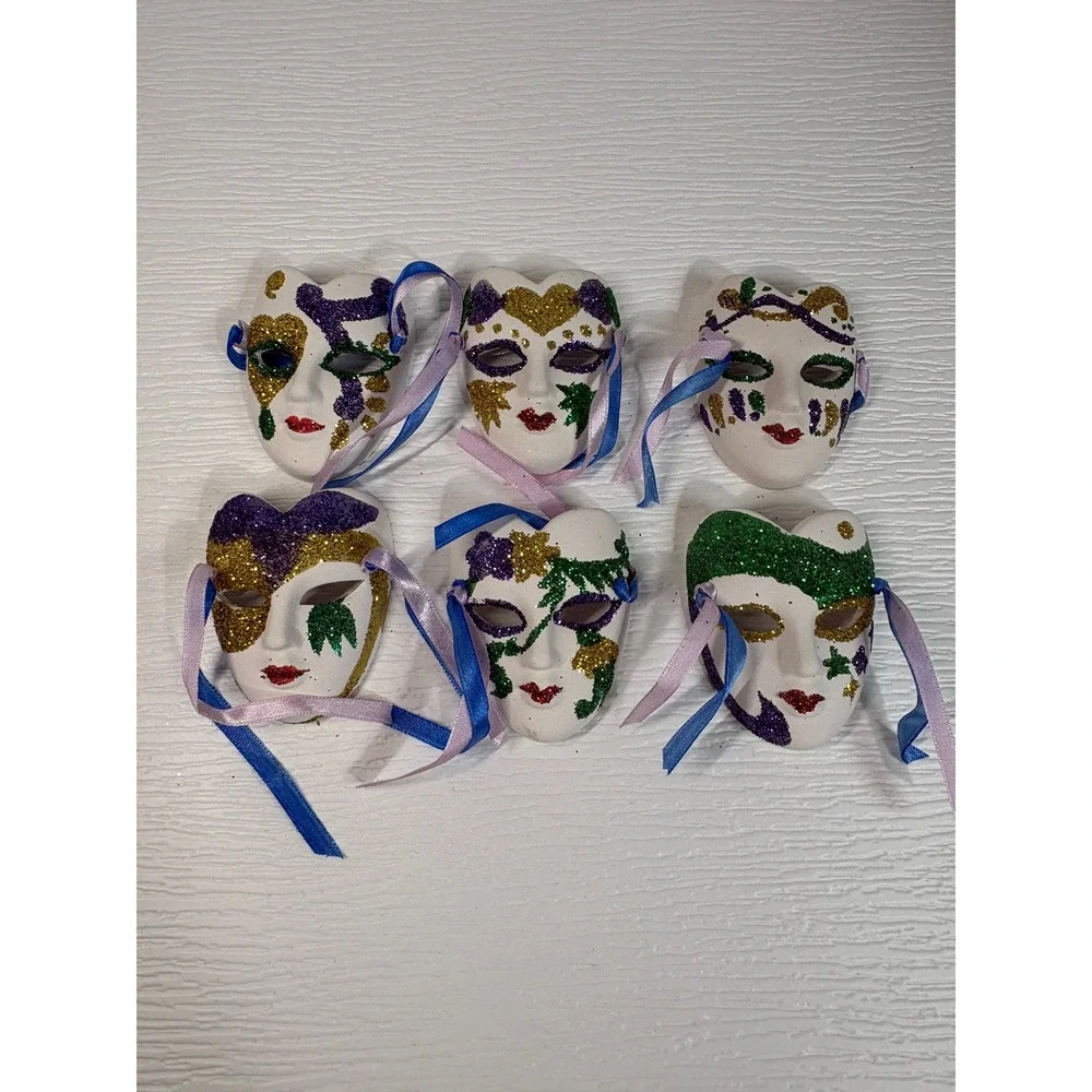 Set of 6 Mini Mardi Gras Ceramic Masquerade Masks Glitter Decor 3 Inch S0168